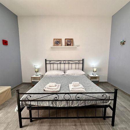 B&B I Tre Santi Naples Exterior photo